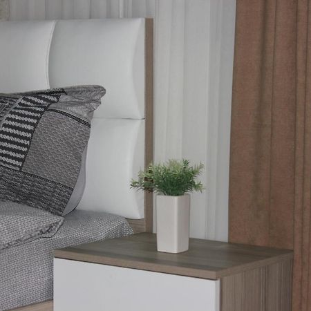 Apartment Ani Tbilisi Exteriör bild